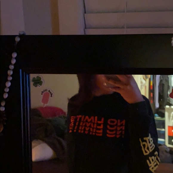 Crop top - Picture 3 of 4